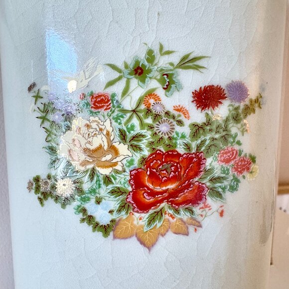 Vintage 1980s Japanese Tall Oval Floral w Gold Vase - Picture 6 of 10